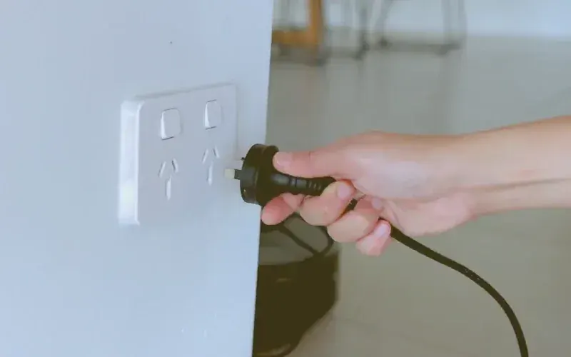 BlizzAir plug-in cooler demo — cool air in your living space